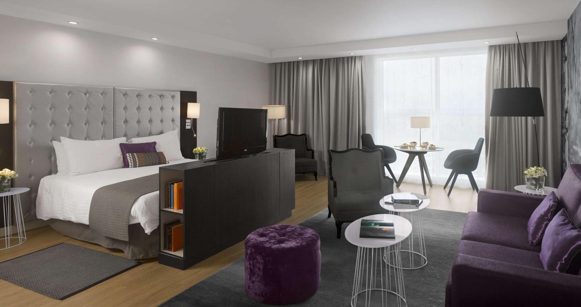 קאסל דונינגטון Radisson Blu Hotel East Midlands Airport מראה חיצוני תמונה