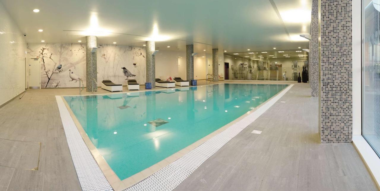 קאסל דונינגטון Radisson Blu Hotel East Midlands Airport מראה חיצוני תמונה